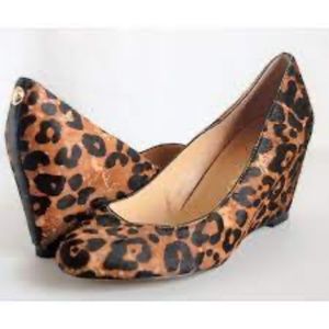 Ivanka Trump "Linear" Cheetah Print Wedge Pumps, sz 8